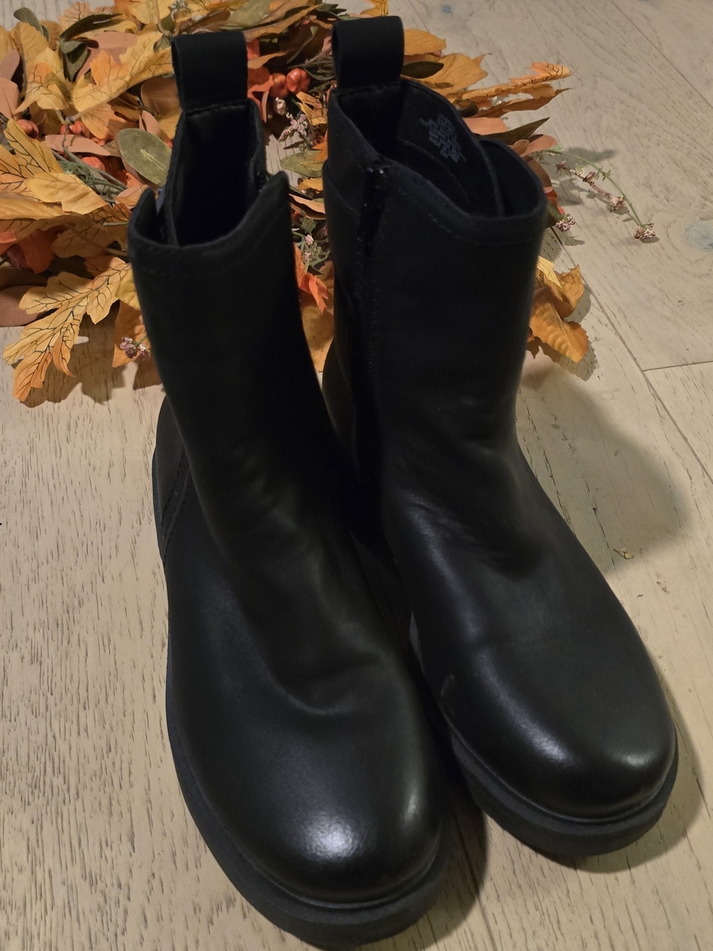 Lucky Brand Black Leather Chelsea Ankle Boots